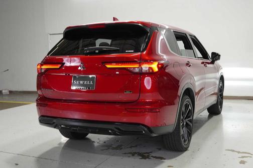 2023 Mitsubishi Outlander SE Black Edition