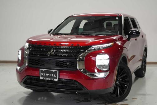 2023 Mitsubishi Outlander SE Black Edition