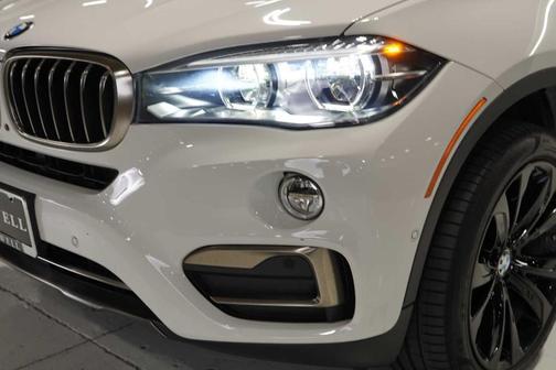 2018 BMW X6 xDrive35i