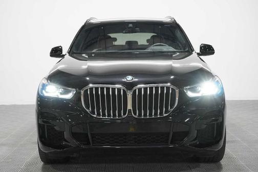 Black Sapphire Metallic 2023 BMW X5 sDrive40i
