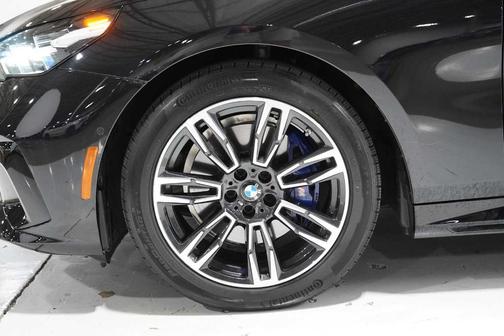 2025 BMW 530 i