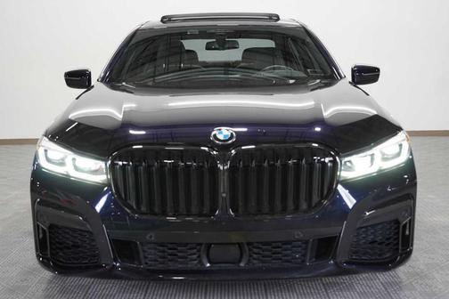 2022 BMW 750 i xDrive