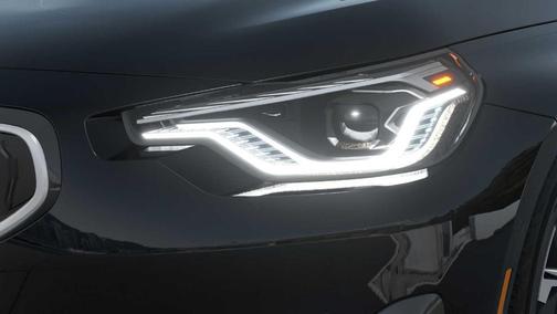 2025 BMW 230 i