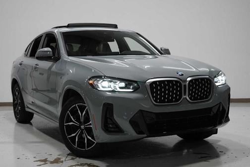 2023 BMW X4 xDrive30i