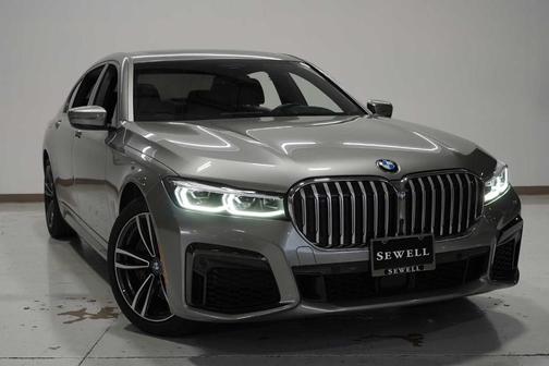 2021 BMW 750 i xDrive