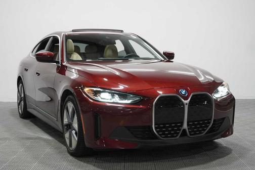 Aventurin Red Metallic 2023 BMW i4 Gran Coupe eDrive35