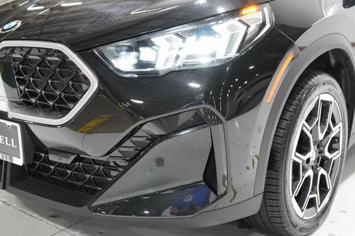 2025 BMW X2 xDrive28i