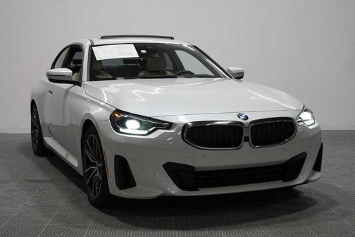 Mineral White Metallic 2023 BMW 230 i