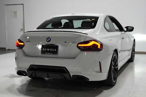 2026 BMW M240 i xDrive