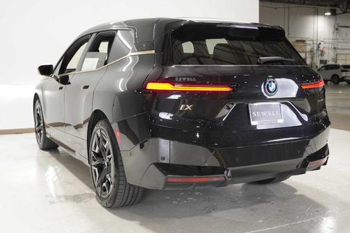 2024 BMW iX xDrive50