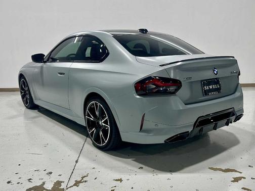 2025 BMW M240 i xDrive