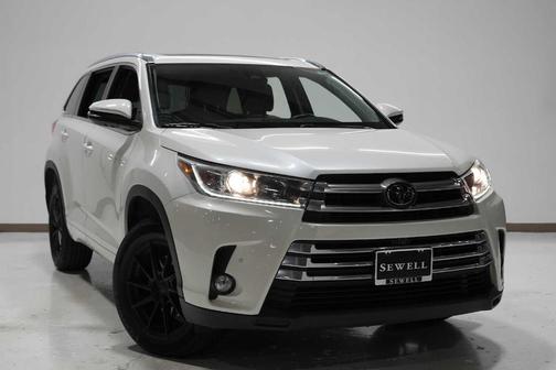2018 Toyota Highlander Limited Platinum