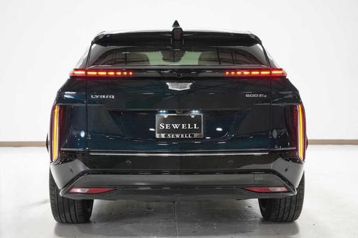 2024 Cadillac LYRIQ Luxury