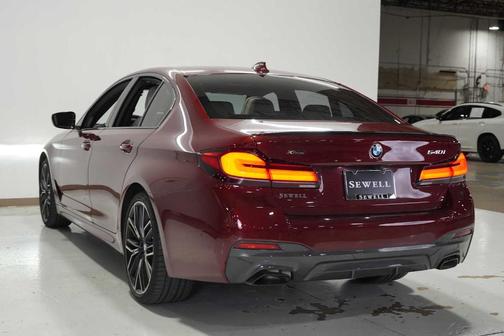 2023 BMW 540 i xDrive