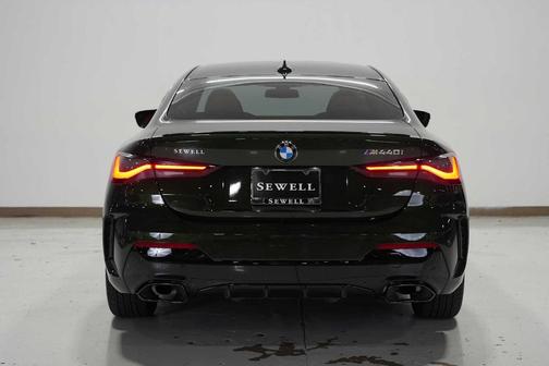 2023 BMW M440 i