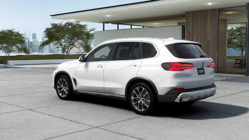 2026 BMW X5 PHEV xDrive50e