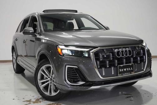 2025 Audi Q7 45 Premium