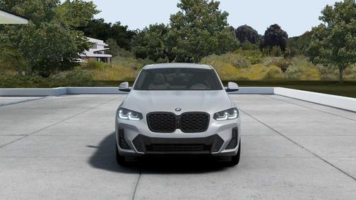 2025 BMW X4 xDrive30i