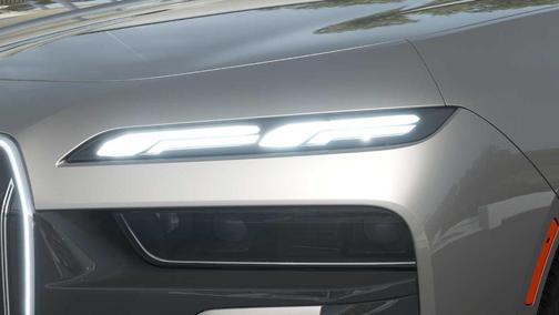 2025 BMW 740 i xDrive