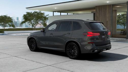 2026 BMW X5 M60i