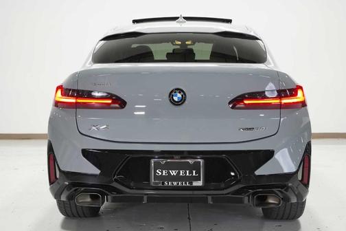 2023 BMW X4 xDrive30i