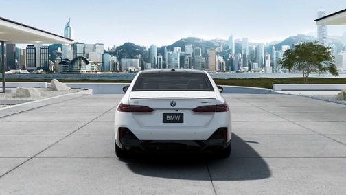 2025 BMW i5 eDrive40