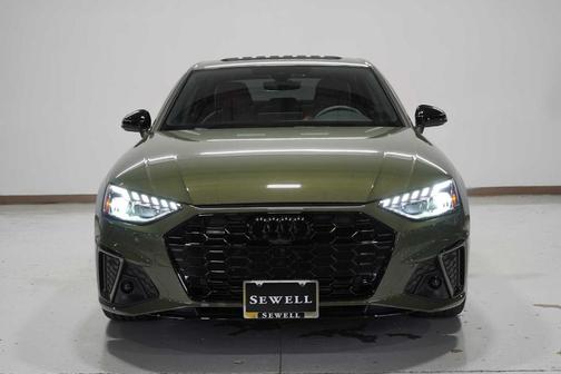 2024 Audi A4 45 S line quattro Premium