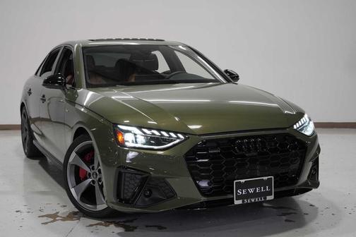 2024 Audi A4 45 S line quattro Premium
