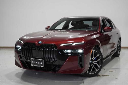 2023 BMW 740 i