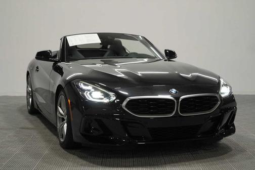 Black Sapphire Metallic 2026 BMW Z4 sDrive30i