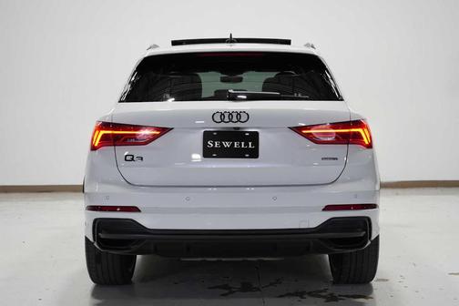 2022 Audi Q3 45 S line Premium Plus