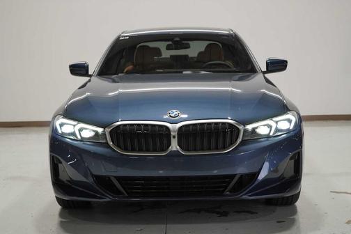 2025 BMW 330 i xDrive