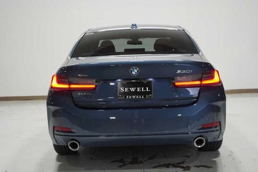 2025 BMW 330 i xDrive