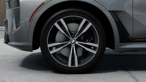 2025 BMW X7 M60i