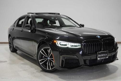 2022 BMW 750 i xDrive
