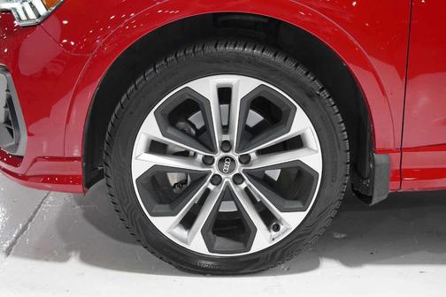 2022 Audi Q3 45 S line Premium Plus