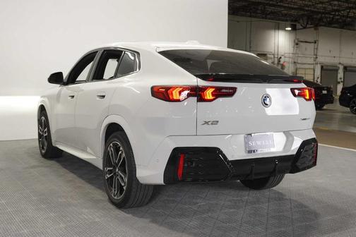 2025 BMW X2 xDrive28i