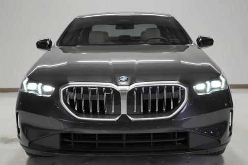 2026 BMW 530 i