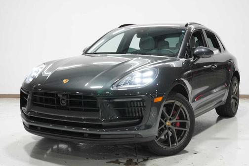 2022 Porsche Macan S