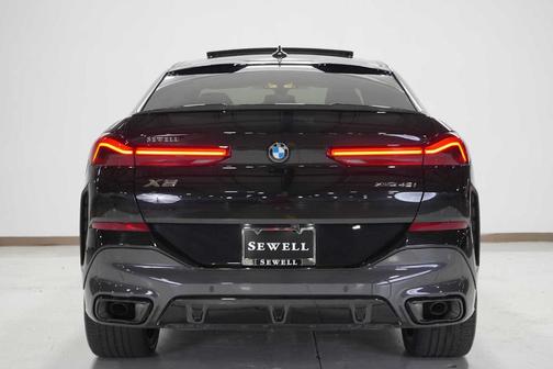 2023 BMW X6 xDrive40i