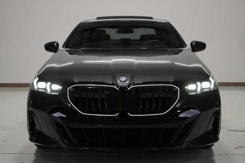 2026 BMW 530 i