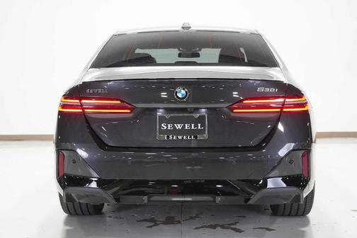 2026 BMW 530 i
