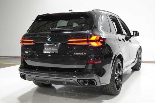 2025 BMW X5 M60i