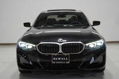 2023 BMW 330 i xDrive