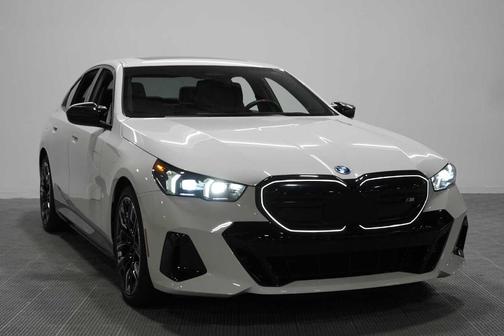 Alpine White 2024 BMW i5 M60
