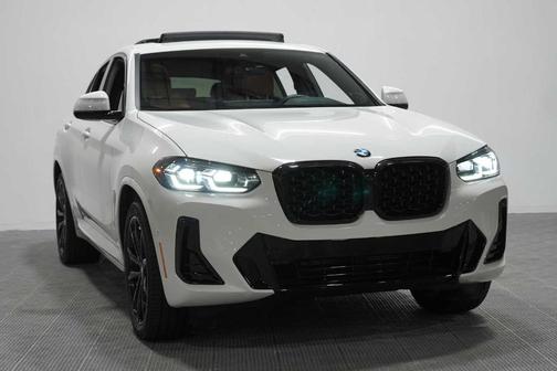 Alpine White 2025 BMW X4 xDrive30i
