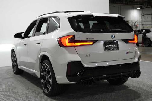 2025 BMW X1 M35i