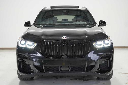 2023 BMW X5 M50i
