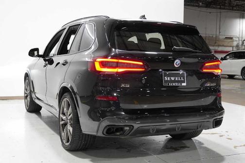 2023 BMW X5 M50i