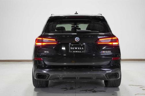 2023 BMW X5 M50i